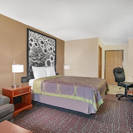 Super 8 By Wyndham Fort Madison Buitenkant foto