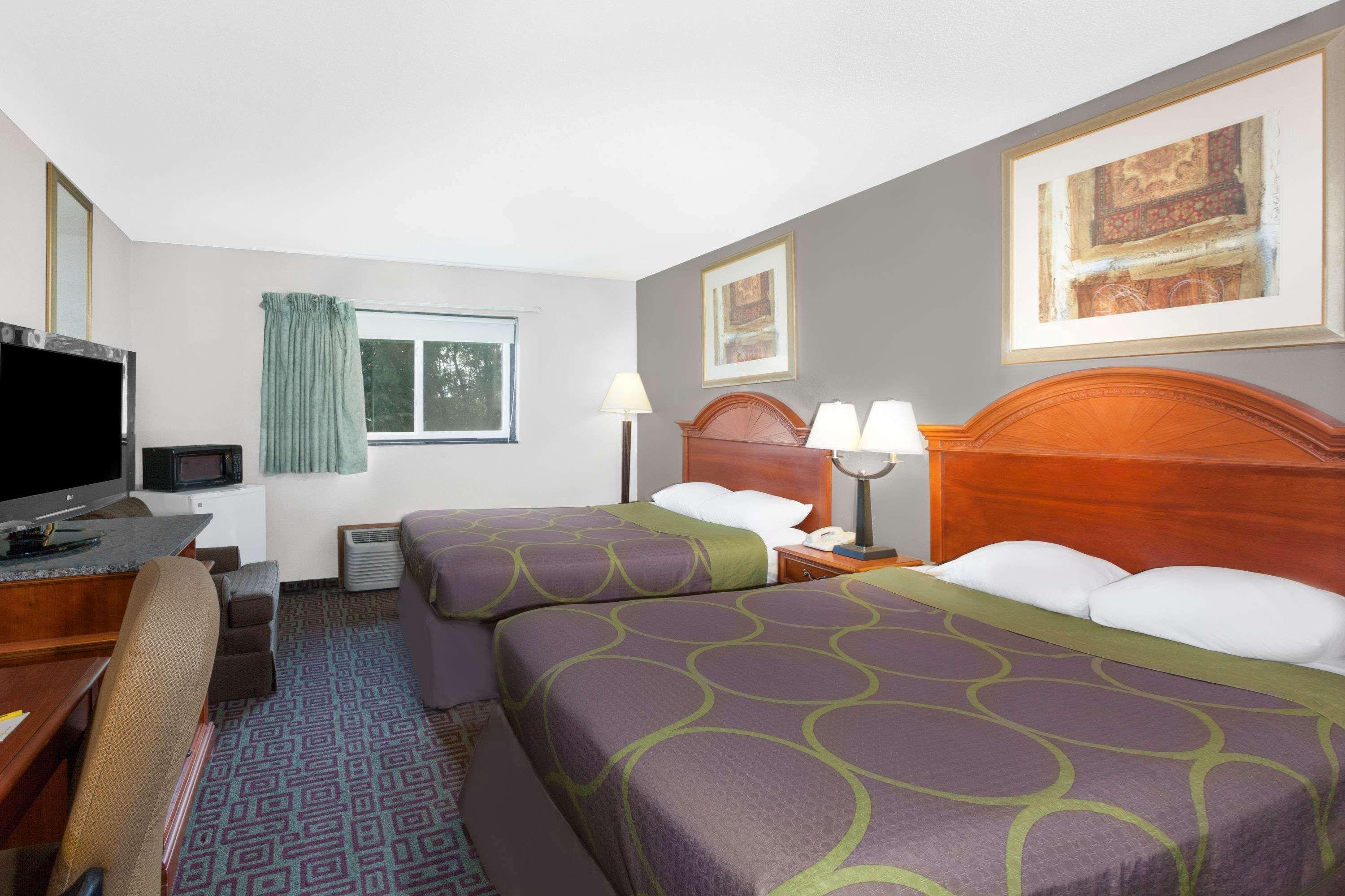 Super 8 By Wyndham Fort Madison Buitenkant foto