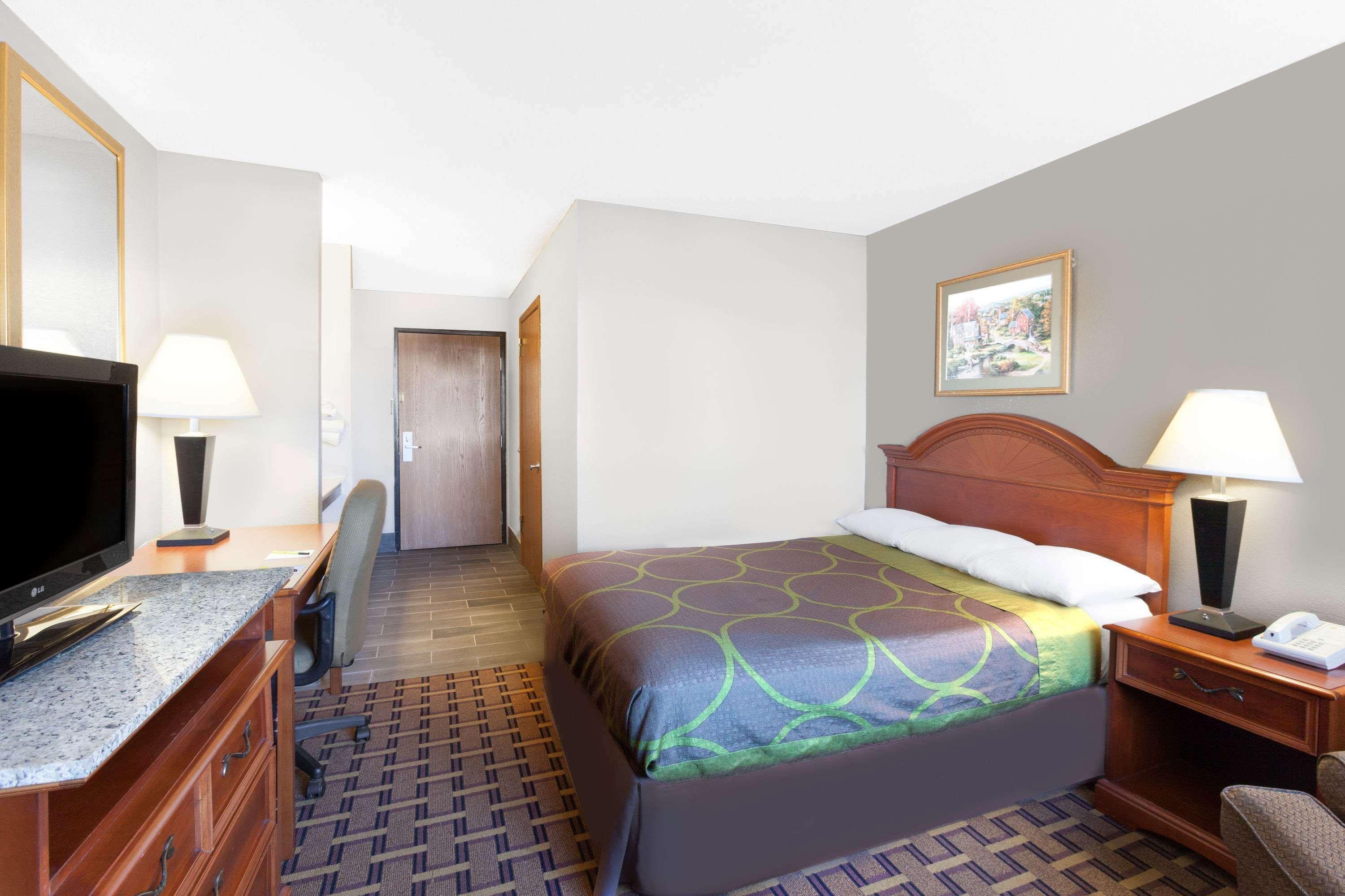 Super 8 By Wyndham Fort Madison Buitenkant foto
