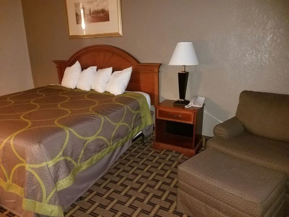 Super 8 By Wyndham Fort Madison Buitenkant foto
