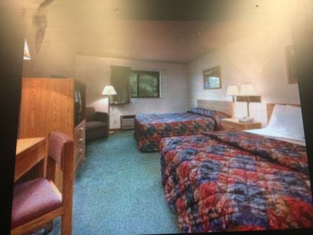 Super 8 By Wyndham Fort Madison Buitenkant foto